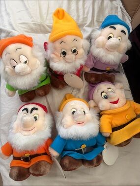 Vintage Japan Disney Tomy Seven Dwarfs